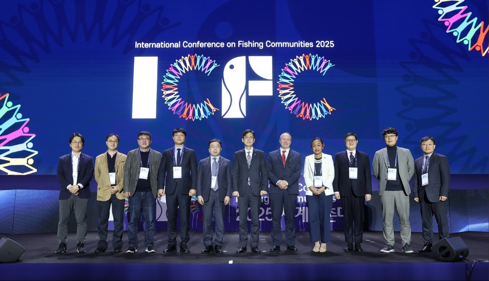 [25.11.10.] 2025 세계어촌대회 FIRA 세션 및 부스