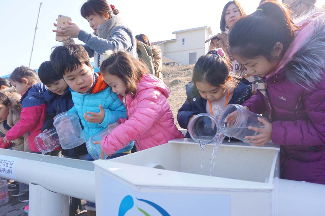 (2017.02.27) 제6회 어린연어 보내기 생태체험행사 사진